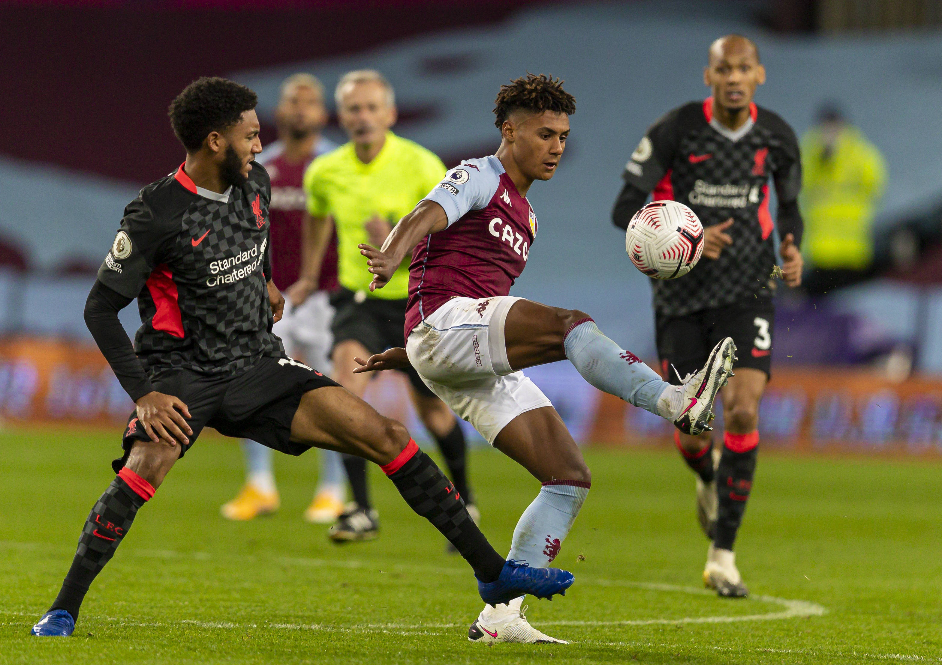 努力为球迷 努力为球迷